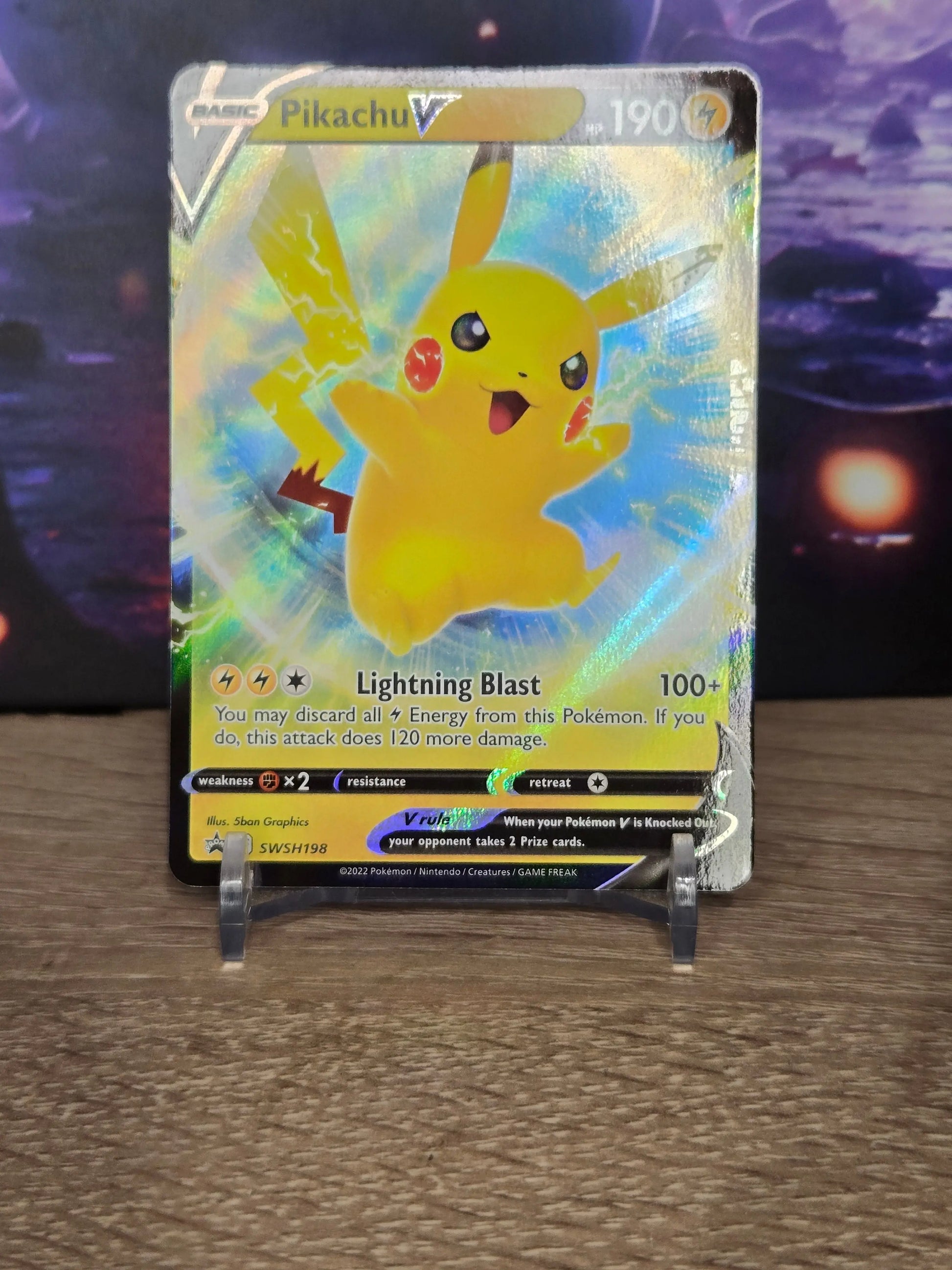 Pokémon Pikachu SWSH198 – English Sword & Shield: Promo – Stan Near Mint (NM) TCG Quest